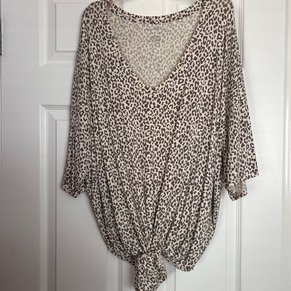 American eagle cheetah print soft and sexy tshirt!! size xxl